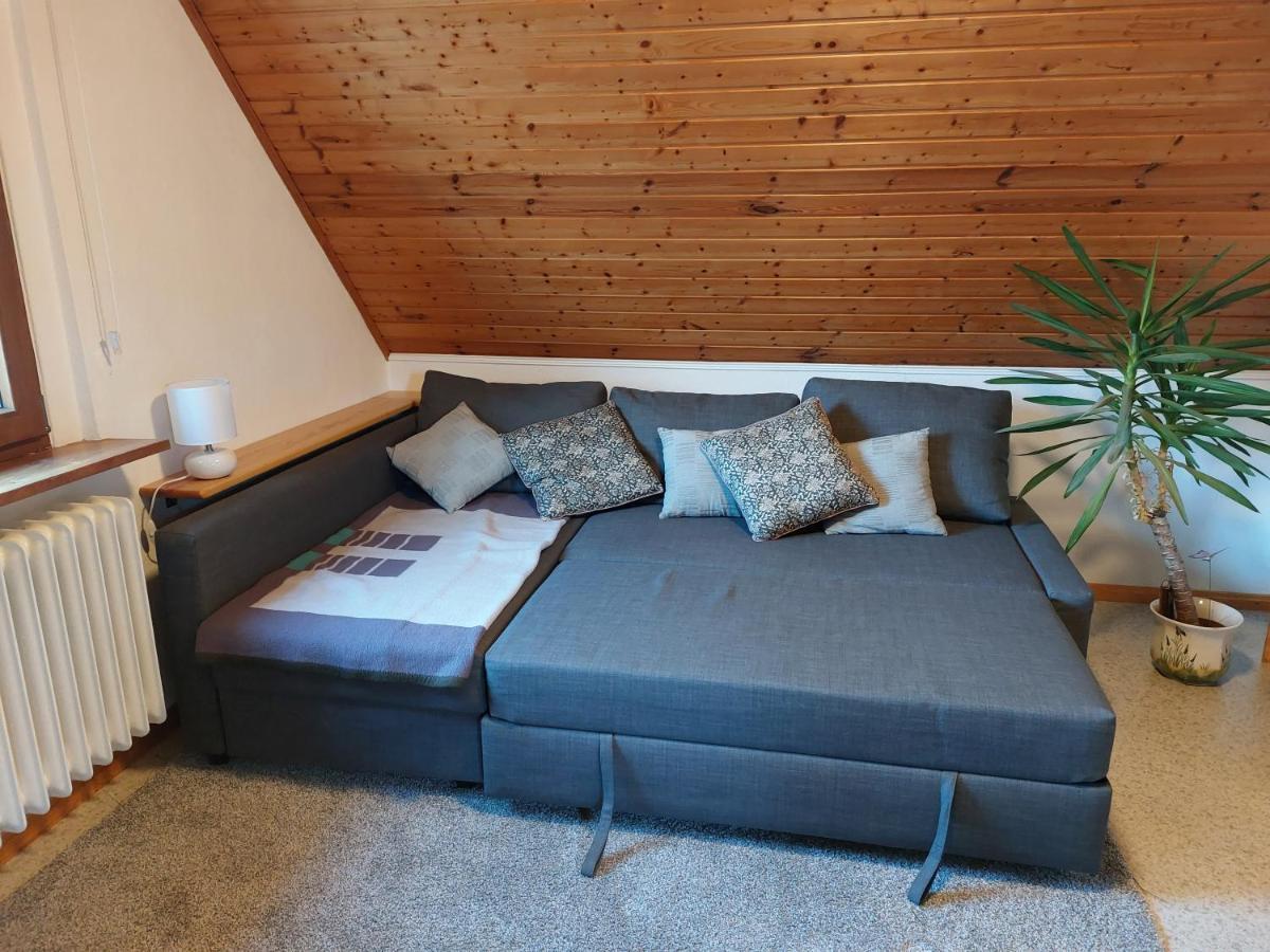 Dachgeschosswohnung Mit Burgblick In Kues 베른카슈텔쿠에스 외부 사진